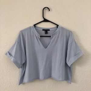 Cropped top vintage looking tee 🦋